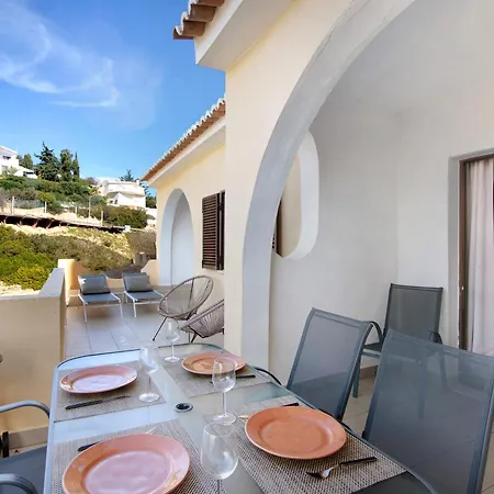 Amazing Ocean View Two Bedroom *